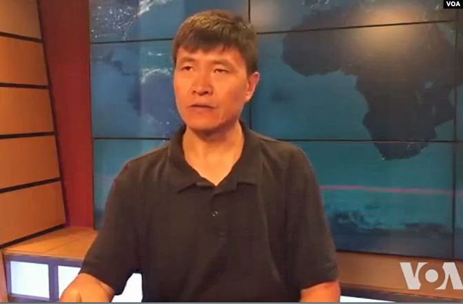 周锋锁接受美国之音采访