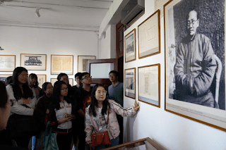 纪念“五四”100周年 储百亮