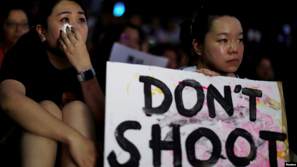 香港“柔性力量”出动 修例“暂缓”消息传出1